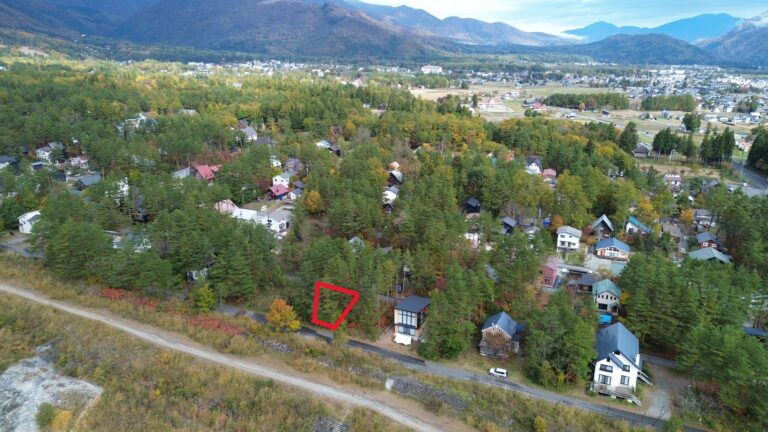 みそら野川沿い土地