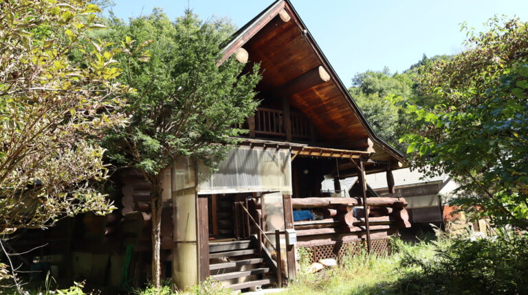 大町　中古ログハウス　ハンドカット丸太